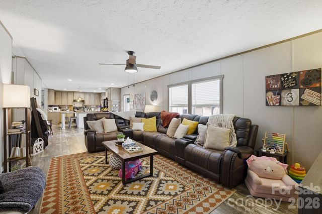 980 Lakeland Avenue, Lincolnton, NC 28092