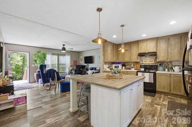 980 Lakeland Avenue, Lincolnton, NC 28092