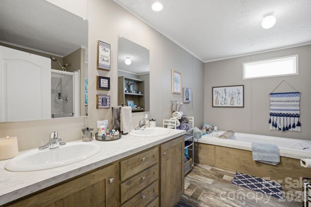 980 Lakeland Avenue, Lincolnton, NC 28092