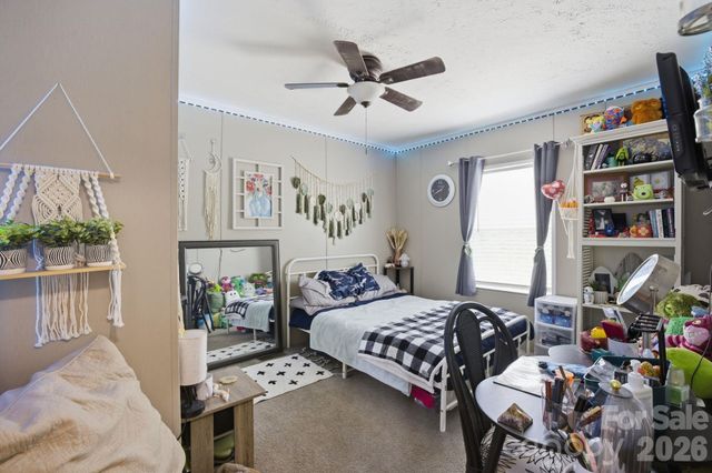 980 Lakeland Avenue, Lincolnton, NC 28092