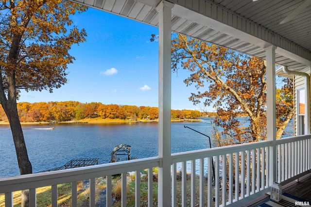 3190 OAK RUN Drive, Dahinda, IL 61428