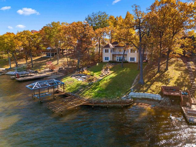 3190 OAK RUN Drive, Dahinda, IL 61428