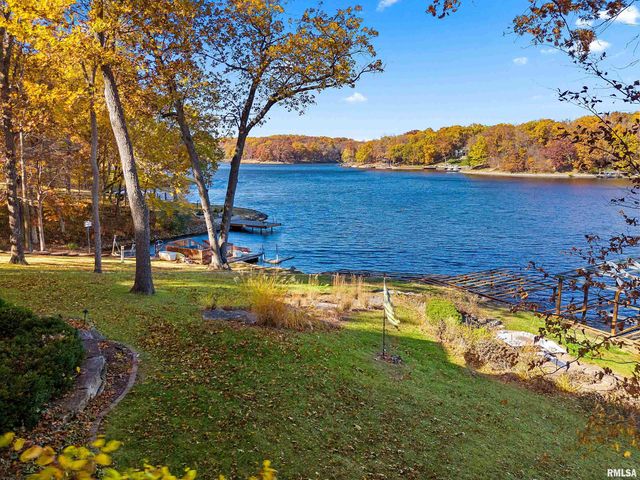 3190 OAK RUN Drive, Dahinda, IL 61428