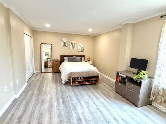 100 Marina Drive 217, Quincy, MA 02171