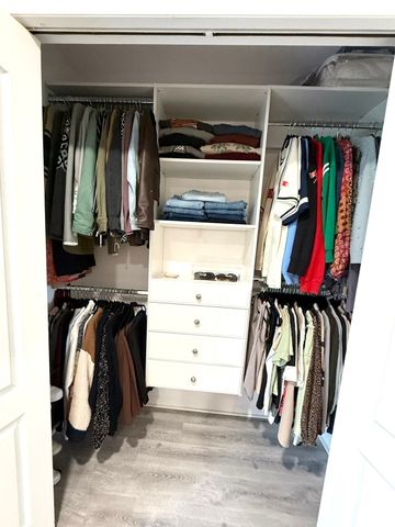 100 Marina Drive 217, Quincy, MA 02171
