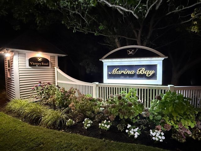 100 Marina Drive 217, Quincy, MA 02171
