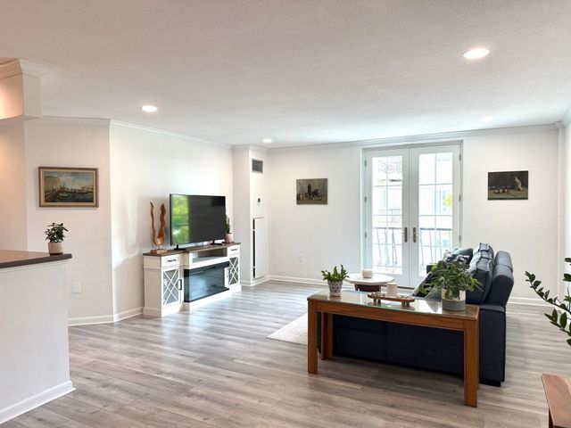 100 Marina Drive 217, Quincy, MA 02171