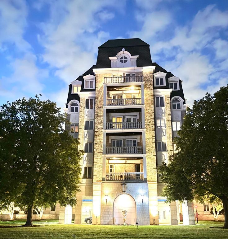 100 Marina Drive 217, Quincy, MA 02171