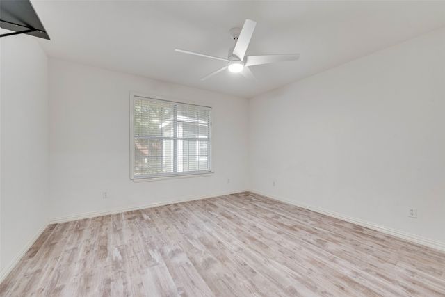 204 Tanglewood Lane, Waxahachie, TX 75165