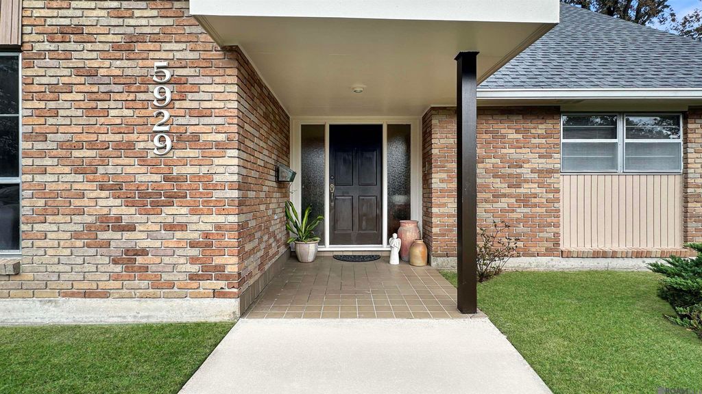 5929 Menlo Dr, Baton Rouge, LA 70808