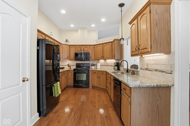 12020 Clubhouse Drive, Fishers, IN 46038