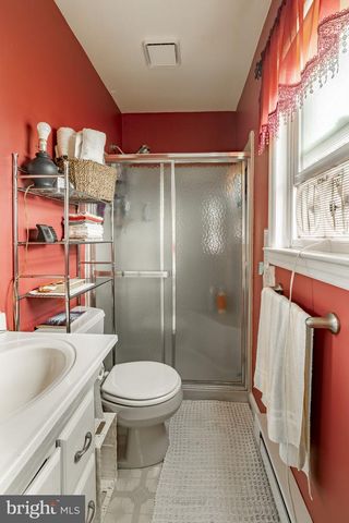 457 LYNCH RD, New Holland, PA 17557