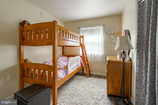 457 LYNCH RD, New Holland, PA 17557