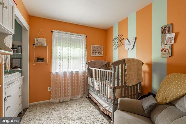 457 LYNCH RD, New Holland, PA 17557