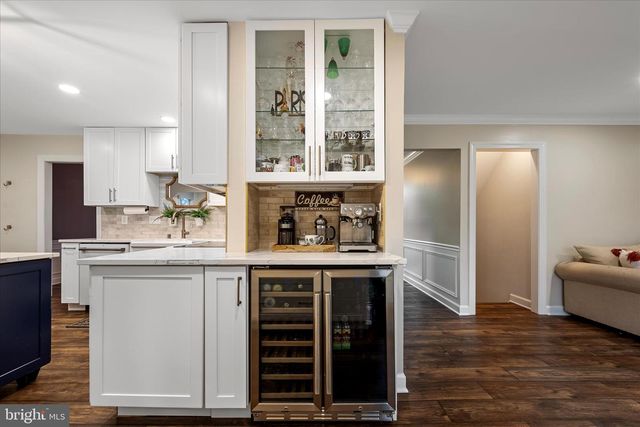 15466 MEHERRIN DR, Centreville, VA 20120