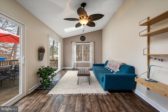 15466 MEHERRIN DR, Centreville, VA 20120