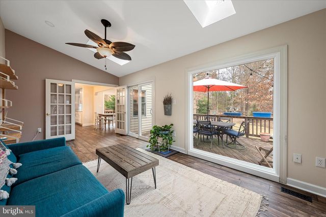 15466 MEHERRIN DR, Centreville, VA 20120