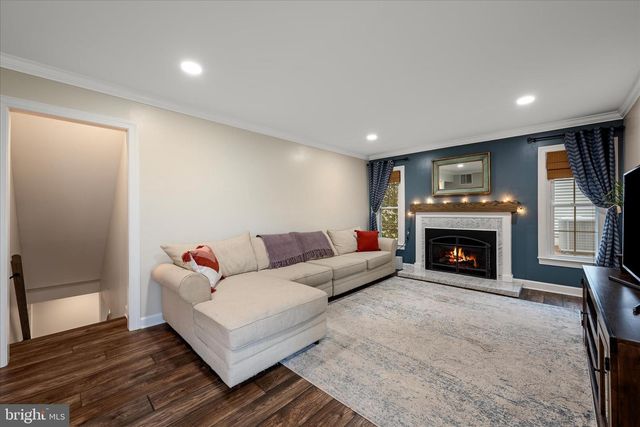 15466 MEHERRIN DR, Centreville, VA 20120