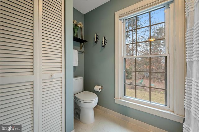 15466 MEHERRIN DR, Centreville, VA 20120