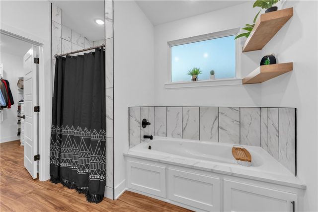 800 Arbor Acres Avenue, Tontitown, AR 72762