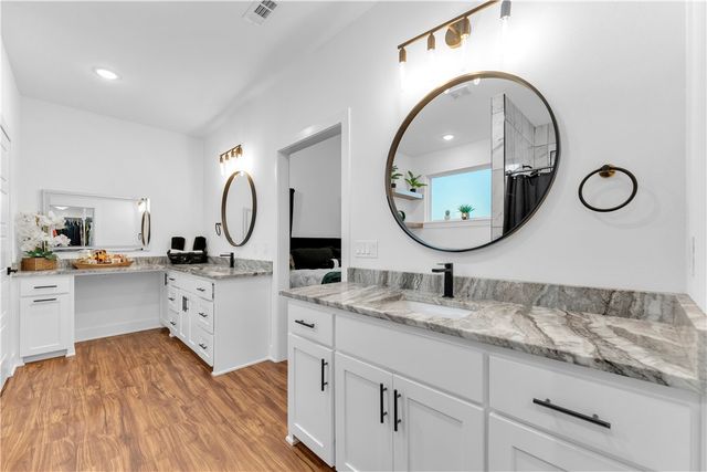 800 Arbor Acres Avenue, Tontitown, AR 72762