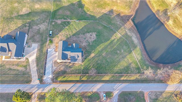 800 Arbor Acres Avenue, Tontitown, AR 72762