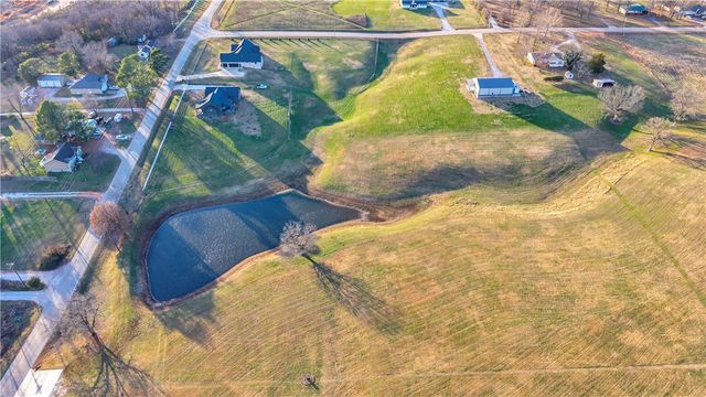 800 Arbor Acres Avenue, Tontitown, AR 72762