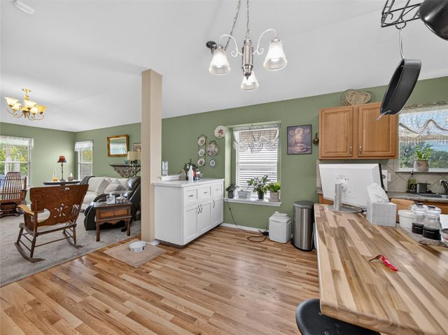 427 Buckingham DR, Kyle, TX 78640