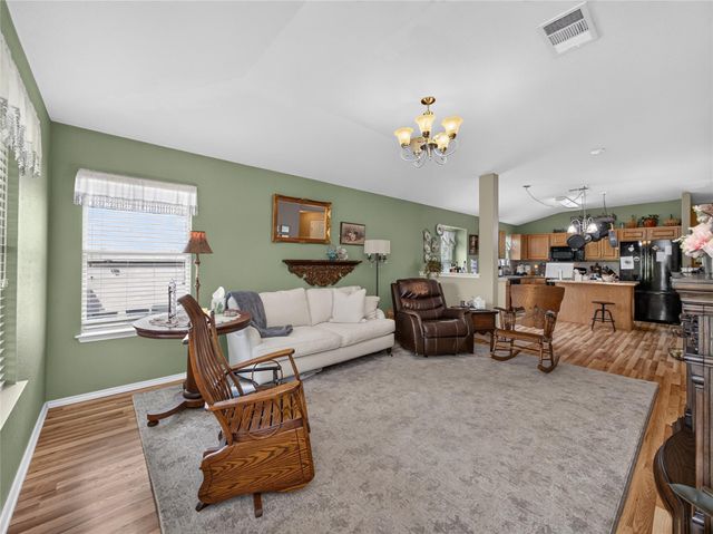 427 Buckingham DR, Kyle, TX 78640