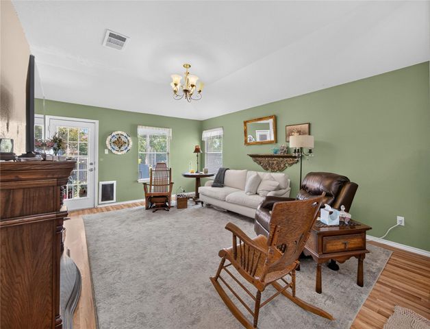 427 Buckingham DR, Kyle, TX 78640