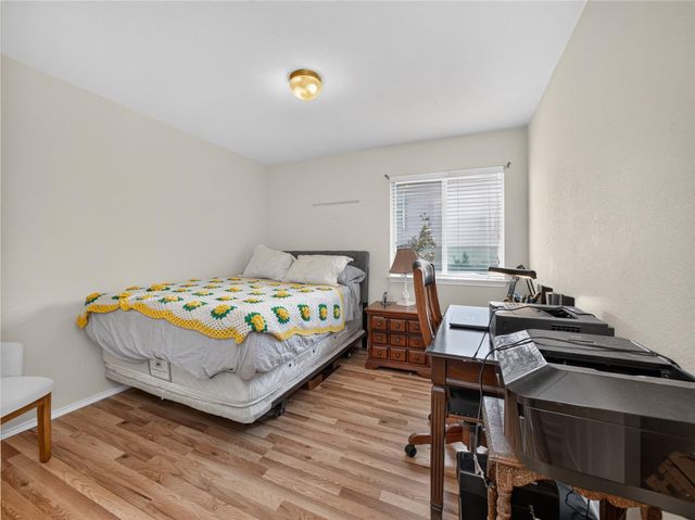 427 Buckingham DR, Kyle, TX 78640