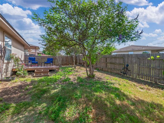 427 Buckingham DR, Kyle, TX 78640
