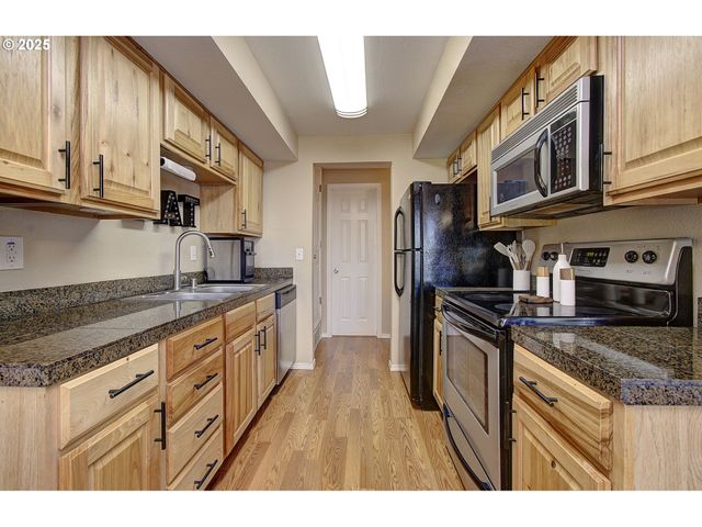 405 Ne 85TH St, Vancouver, WA 98665