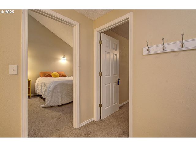 405 Ne 85TH St, Vancouver, WA 98665