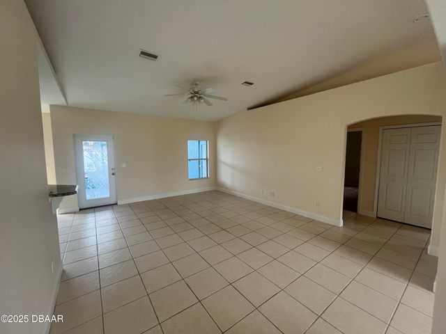 10 Lewis Shire Place, Palm Coast, FL 32137