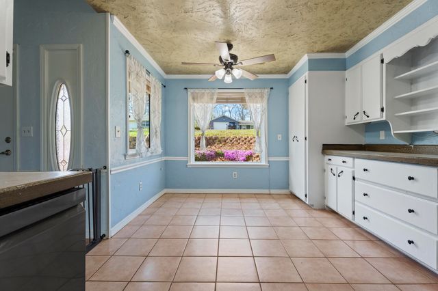 1301 Maple Drive, Grove, OK 74344