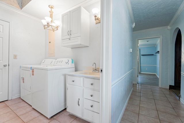 1301 Maple Drive, Grove, OK 74344