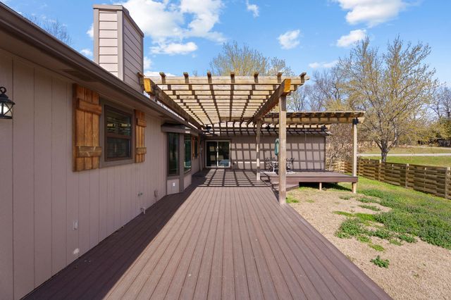 1301 Maple Drive, Grove, OK 74344