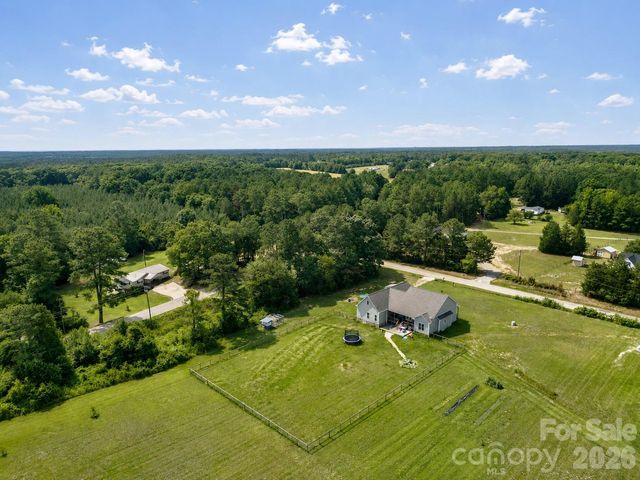 4653 Simpson Road, Edgemoor, SC 29712
