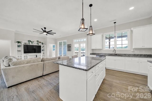 4653 Simpson Road, Edgemoor, SC 29712