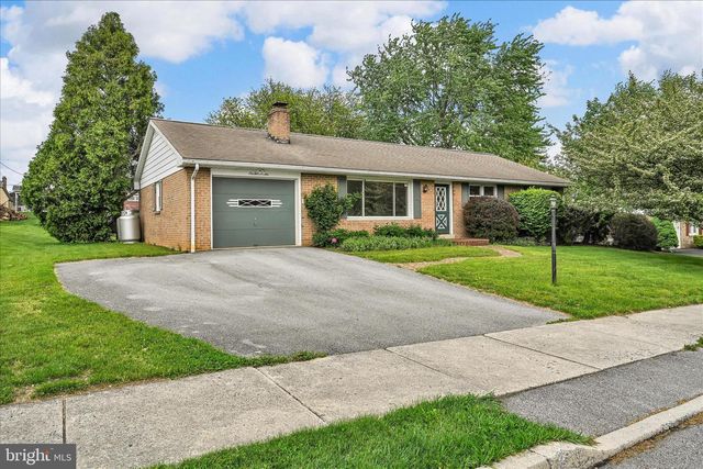 629 PAJABON DR, Palmyra, PA 17078