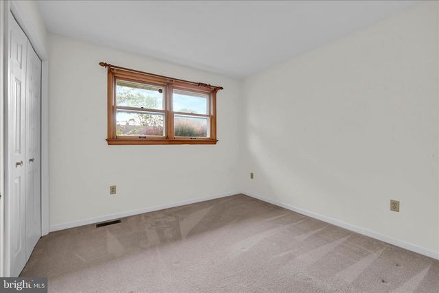 629 PAJABON DR, Palmyra, PA 17078