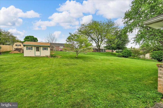 629 PAJABON DR, Palmyra, PA 17078