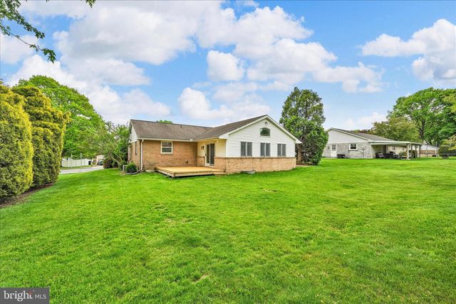 629 PAJABON DR, Palmyra, PA 17078