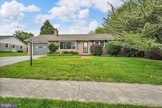 629 PAJABON DR, Palmyra, PA 17078