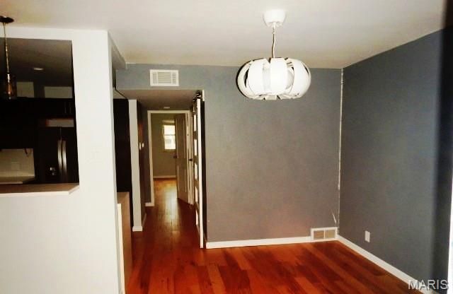 4 Delcrest Court 201, University City, MO 63124