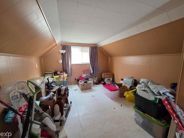 23400 Deziel Street, Roseville, MI 48082