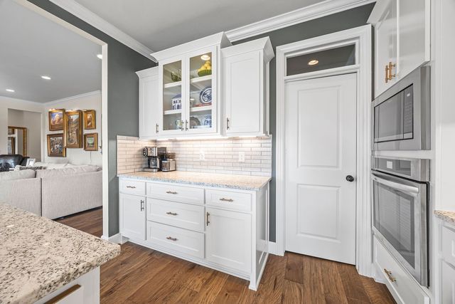 251 Ambry Loop, Centerton, AR 72719