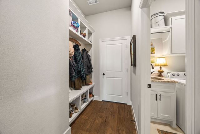 251 Ambry Loop, Centerton, AR 72719