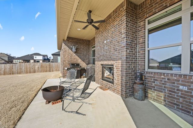 251 Ambry Loop, Centerton, AR 72719